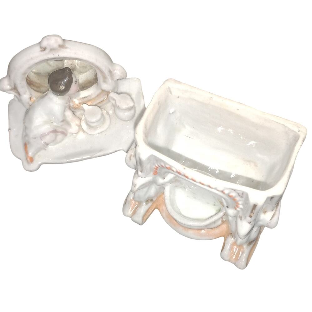 Antique Victorian Staffordshire Style Figural Mantelpiece Figurine Girl Vanity - Picture 2 of 5